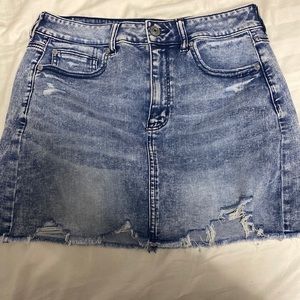 American eagle denim skirt